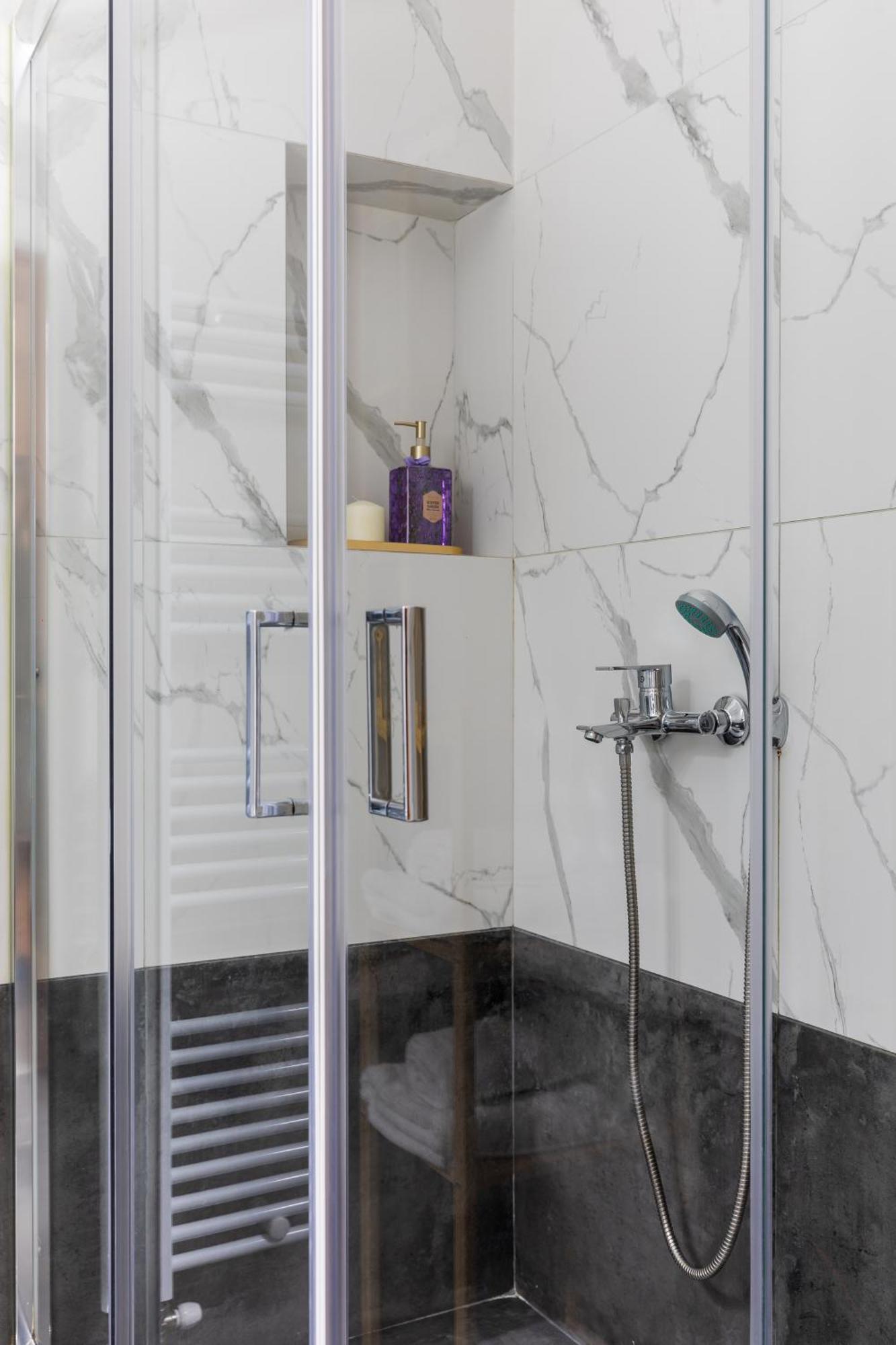Black Onyx Comfort Suites - Timeless Design In A Heritage Building Thessaloníki Eksteriør billede